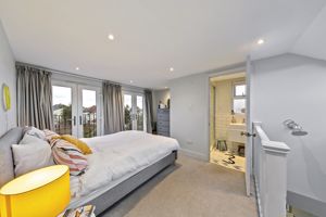 Bedroom- click for photo gallery